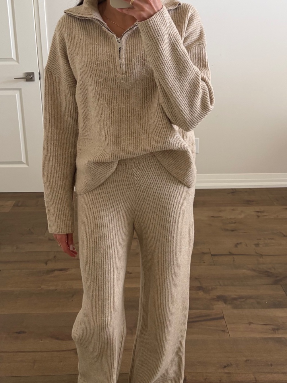 Cider Women’s Knit Matching Set Beige Size Small
